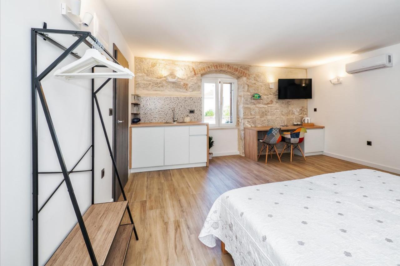 Sweet Rooms Luri Split Exterior foto